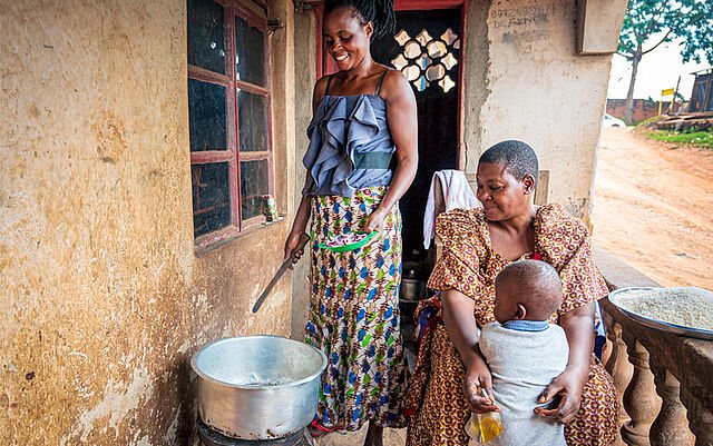 Verbesserte Kochöfen in Uganda - First Climate Projekt | Nachhaltigkeit | Select Green
